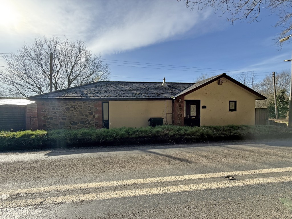 Lot: 141 - DETACHED TWO-BEDROOM BUNGALOW - Front of the property